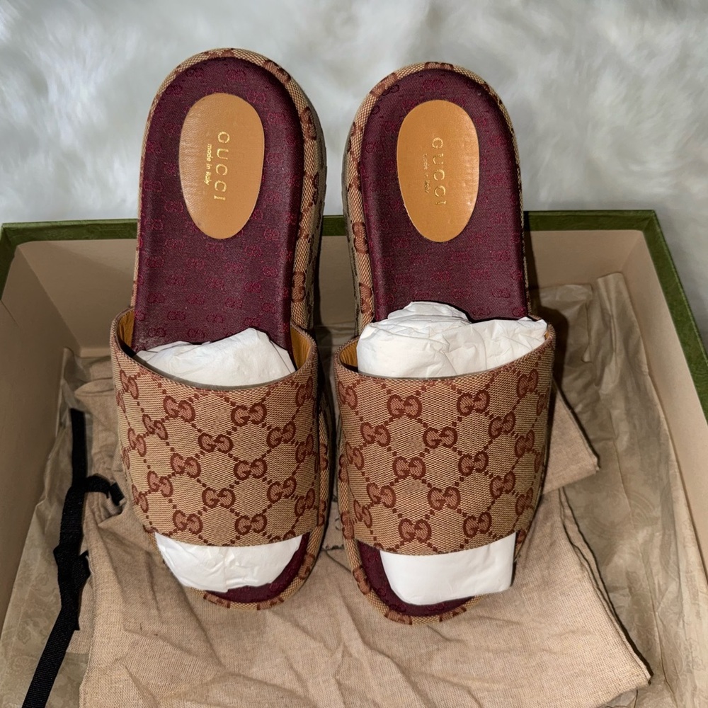 Gucci GG Canvas Slide Sandals - Beige/Ebony Monogram
